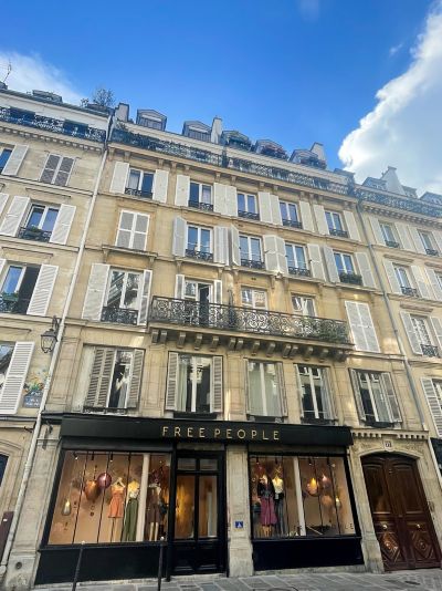 Sézane Paris Stores - Midlife Globetrotter