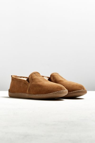 Minnetonka twin gore sheepskin on sale slippers