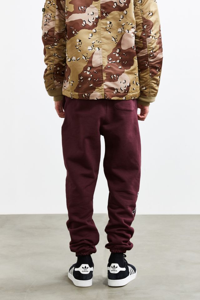 Champion & UO Reverse Weave Script Logo Sweatpant #3