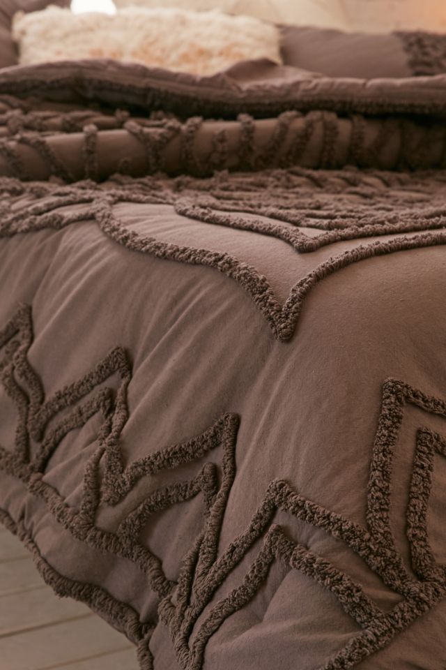 Chloe Tufted Medallion Comforter #2