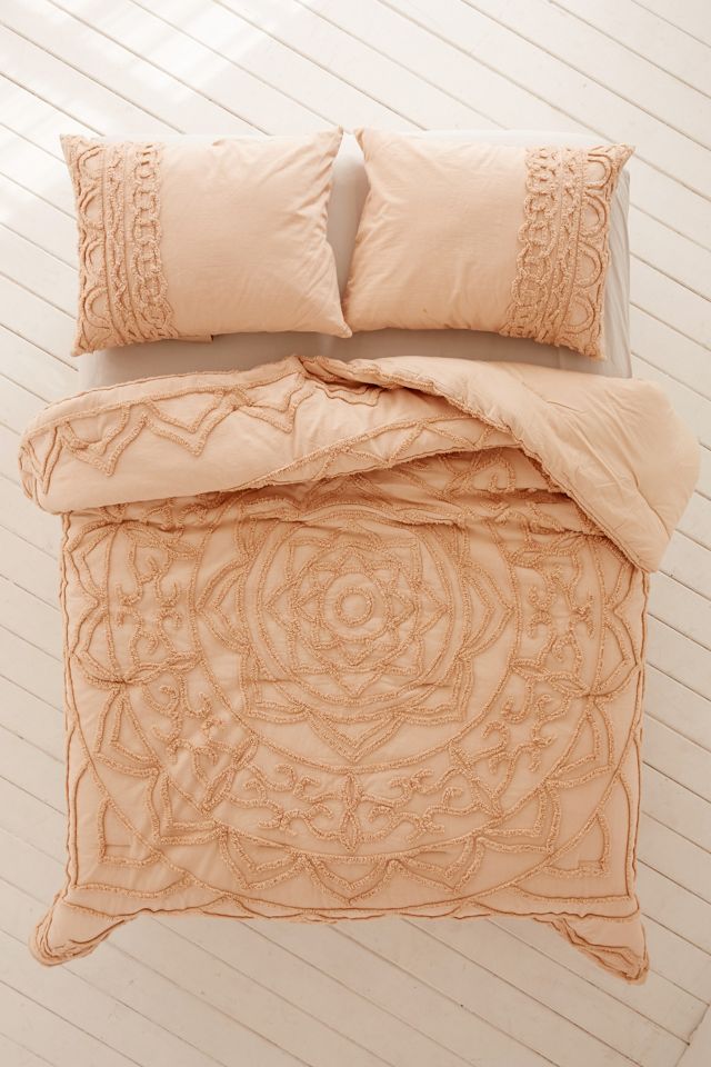 Chloe Tufted Medallion Comforter #1