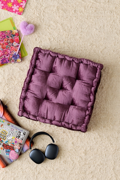 Floor Pillows, Cushions & Seating | Urban Outfitters