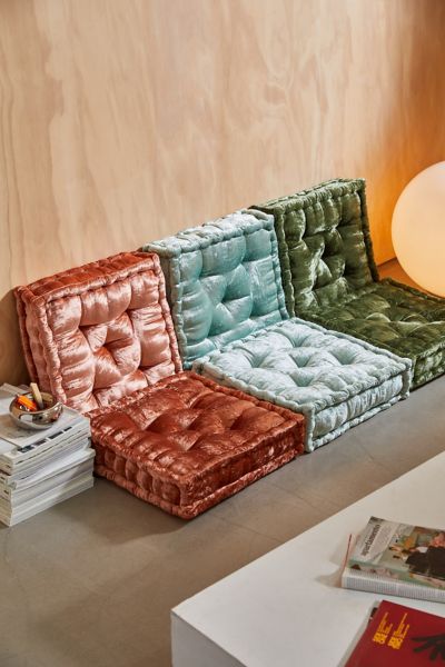 Chairs + Seating | Urban Outfitters