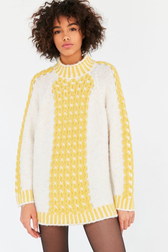 BDG 3D Cable Knit Pullover Sweater #4