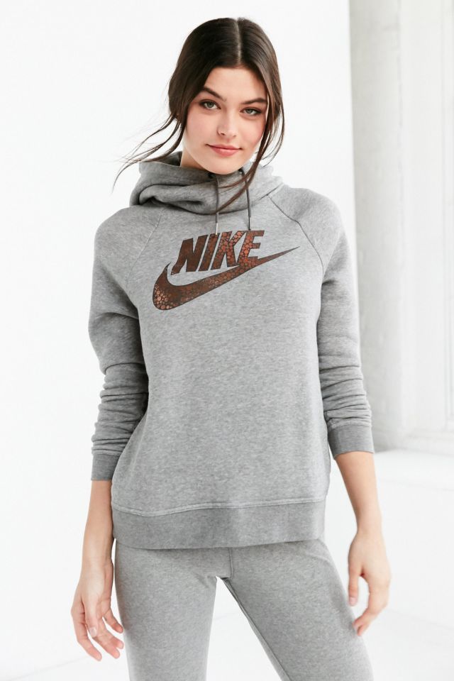 Nike rally overhead hoodie on sale