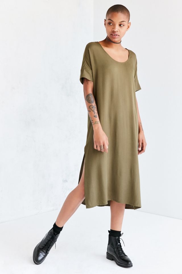 Silence Noise Dolman Woven Midi T Shirt Dress Urban Outfitters