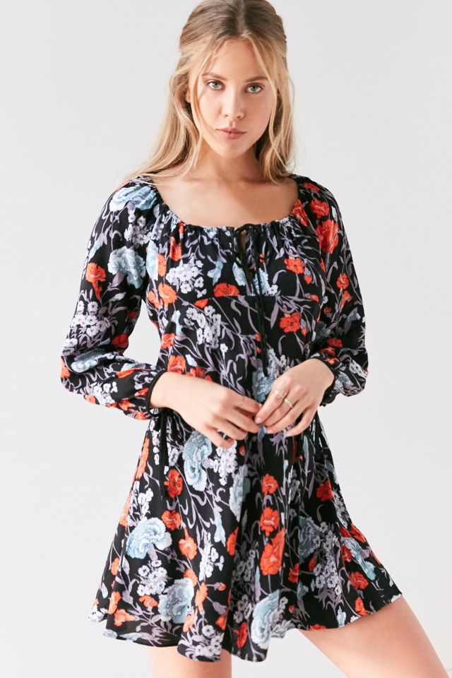 ecote tabitha shapeless tiered asymmetric mini dress Convertible Off-The-Shoulder Size:30 Long making it perfect for fancy cocktail dress Silver Bridesmaid Dress 2026