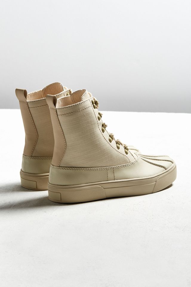 UO Duck Sneakerboot | Urban Outfitters display picture 3
