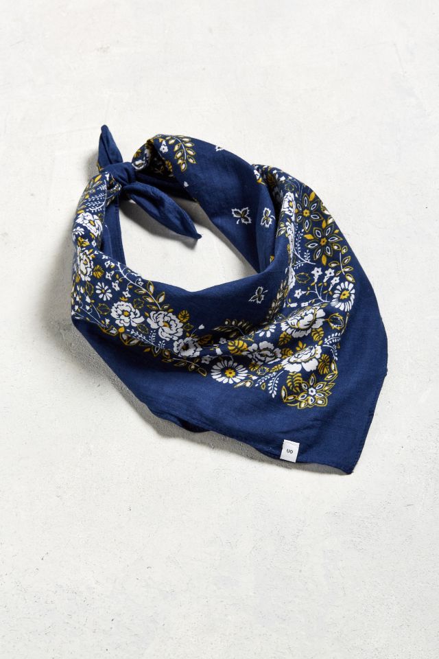 UO Floral Paisley Bandana Urban | Outfitters