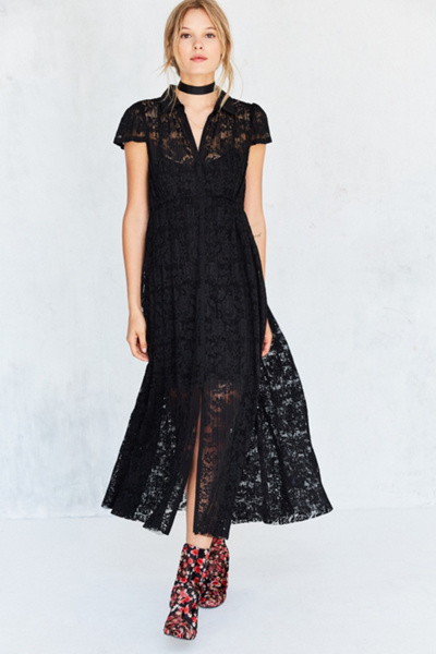Haut à manches longues en dentelle Olivia Kimchi Blue | Urban Outfitters FR