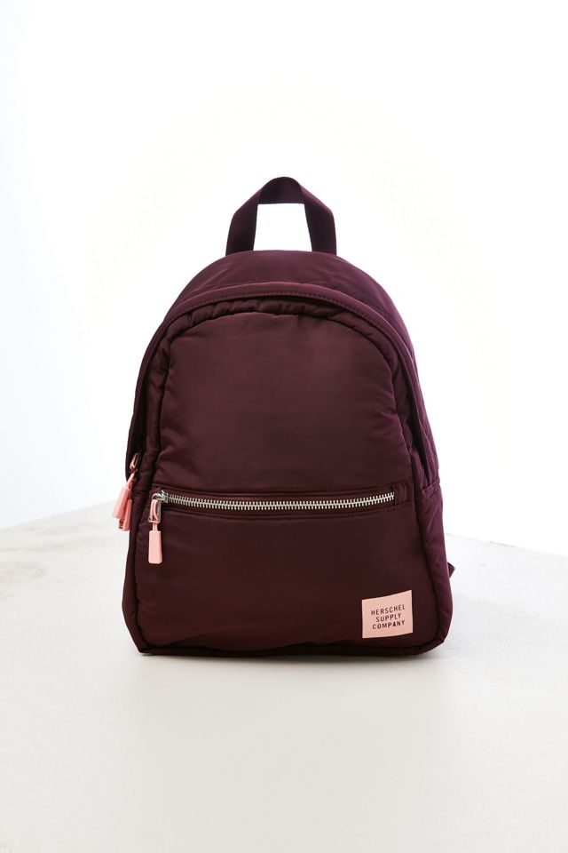curdoroy herschel backpack Classic – Supply Co. USA and a depth of 16.5 cm Herschel Supply Co. Women's Grove