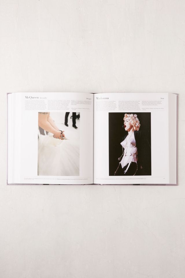 The Fashion Book By Phaidon Editors #5