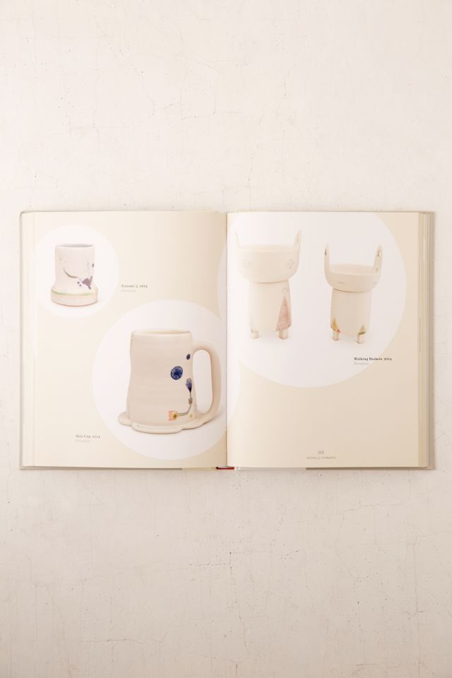 Ceramics: Contemporary Artists Working In Clay By Kate Singleton #4