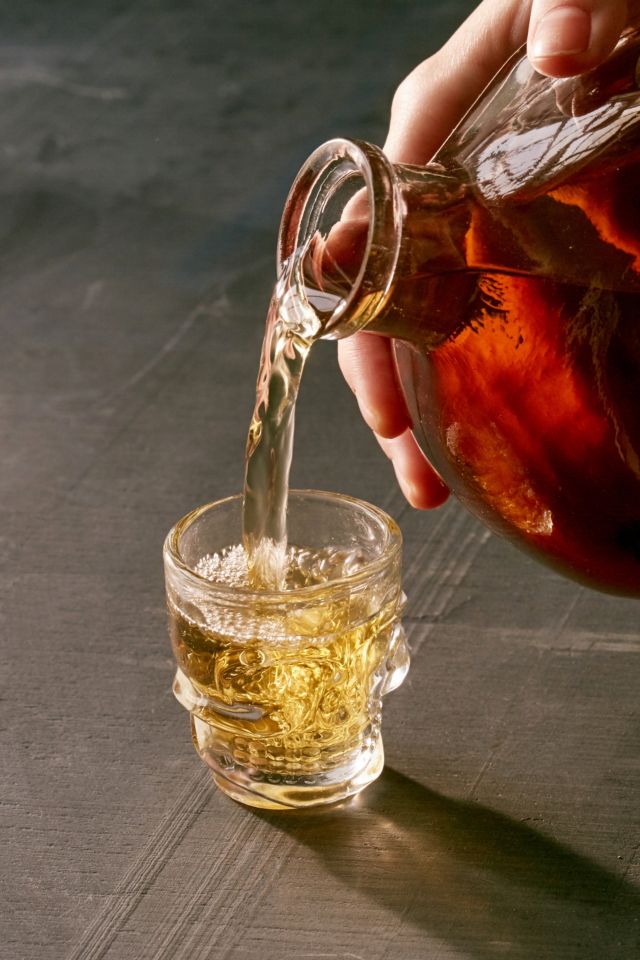 Skull Decanter + Shot Glasses Set #2