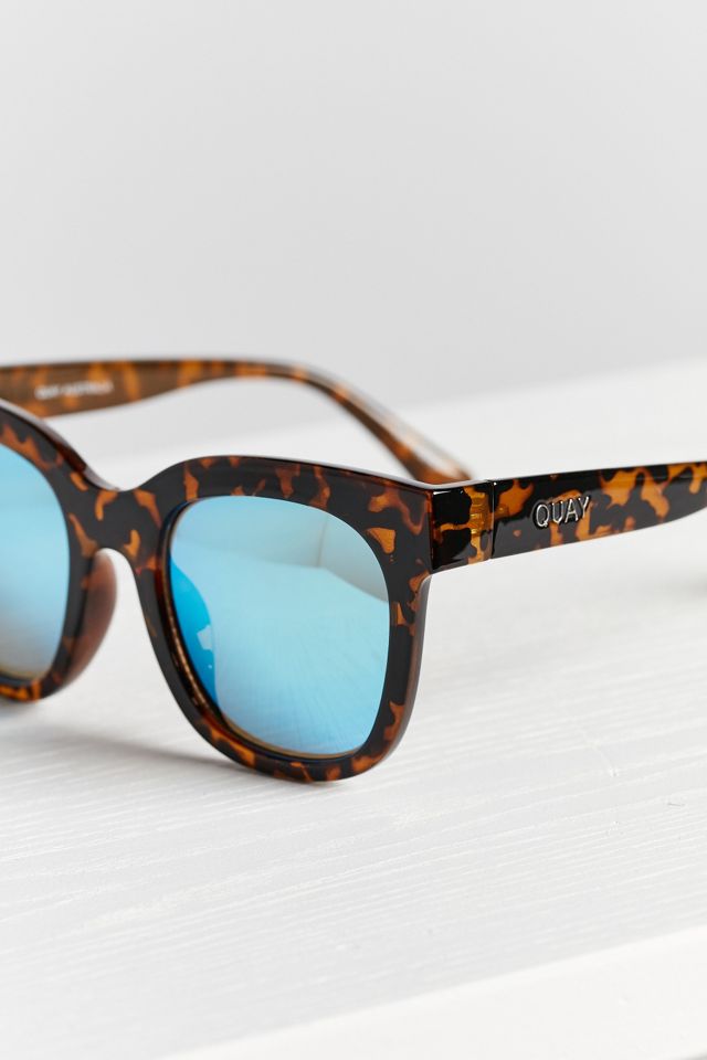 Quay Sagano Square Sunglasses | Urban Outfitters