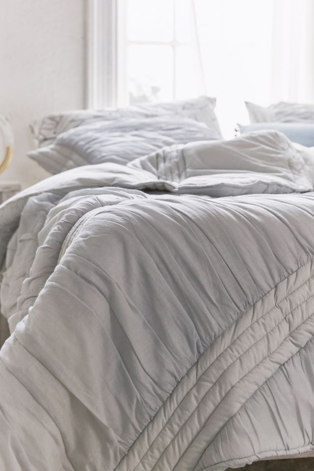 Ruffle Comforter #2