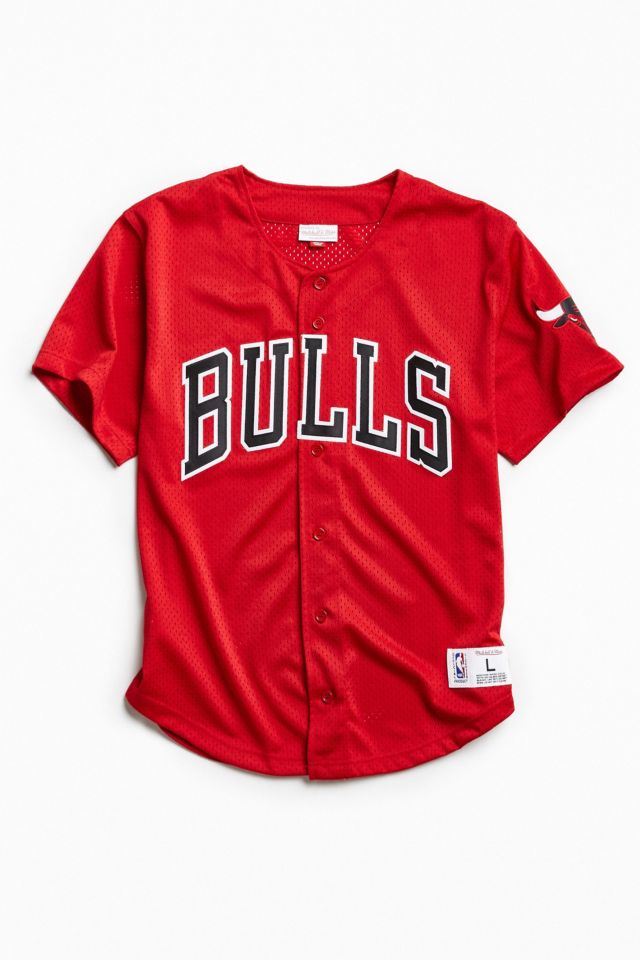 Mitchell & Ness, Shirts, Mitchell Ness Chicago Bulls Baseball Jersey S