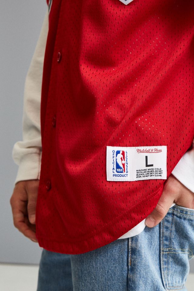 Mitchell & Ness on The Clock Mesh Button Front Chicago Bulls