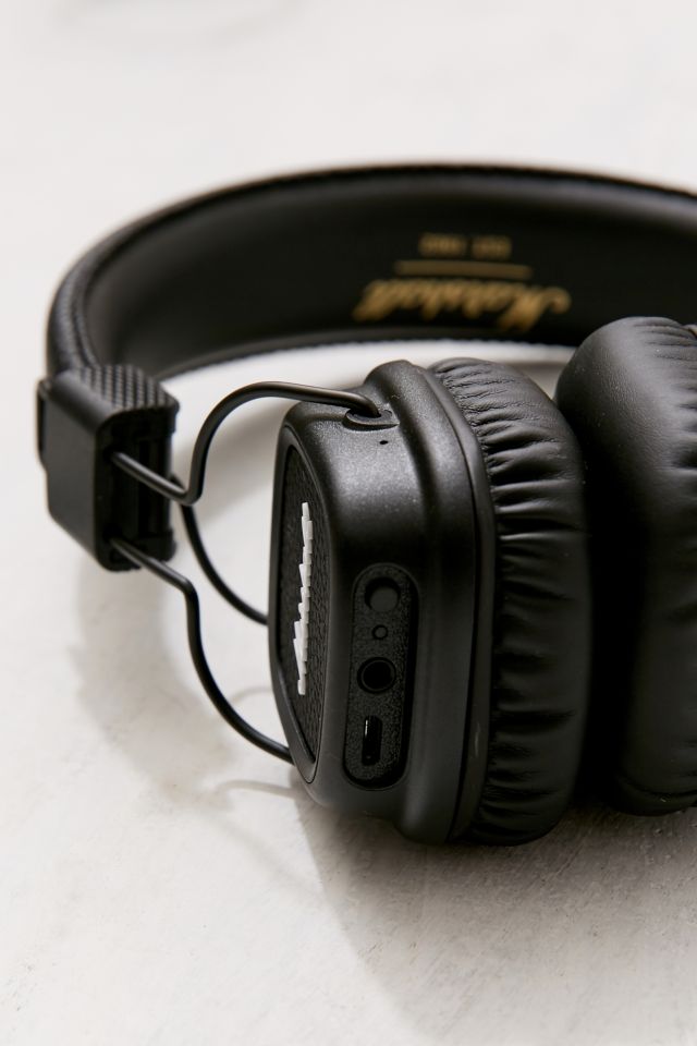 urban outfitters marshall headphones