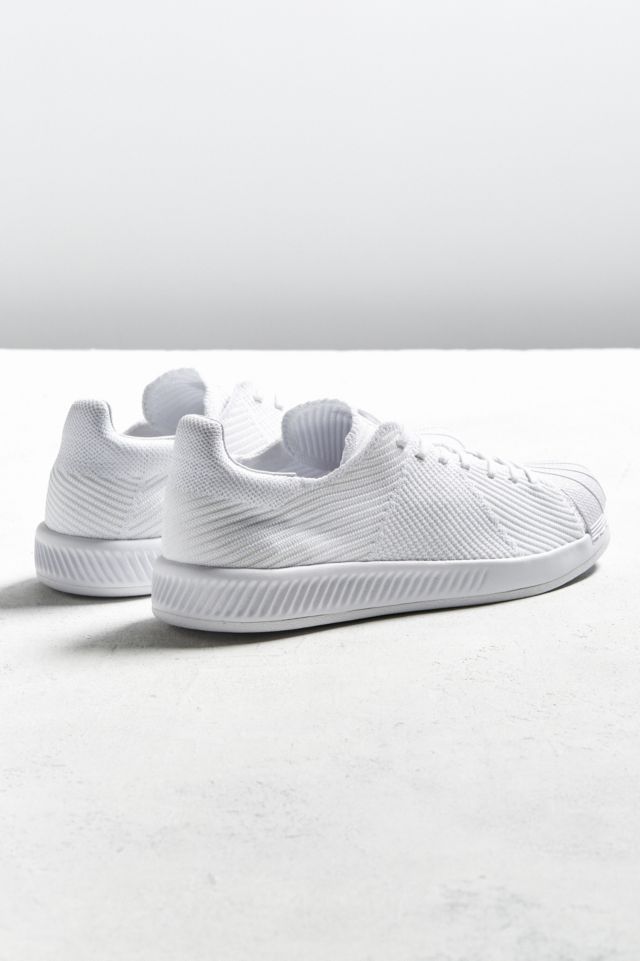 Mangle Legitimationsoplysninger Gå forud adidas Superstar Bounce Primeknit Sneaker | Urban Outfitters
