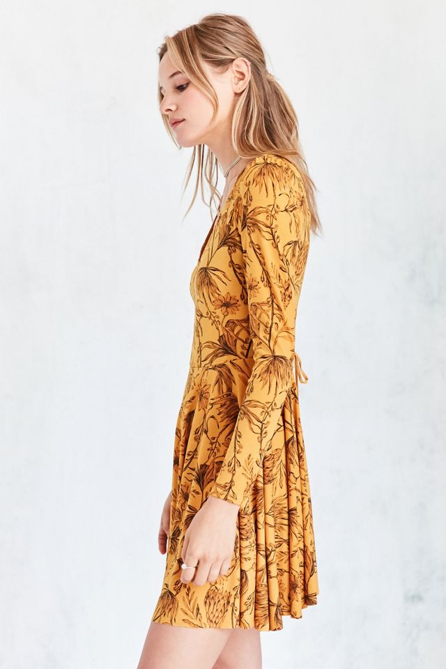 Kimchi Blue Katryna Floral Lace-Up Back Mini Dress #2