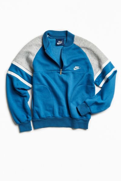 nike reissue half zip