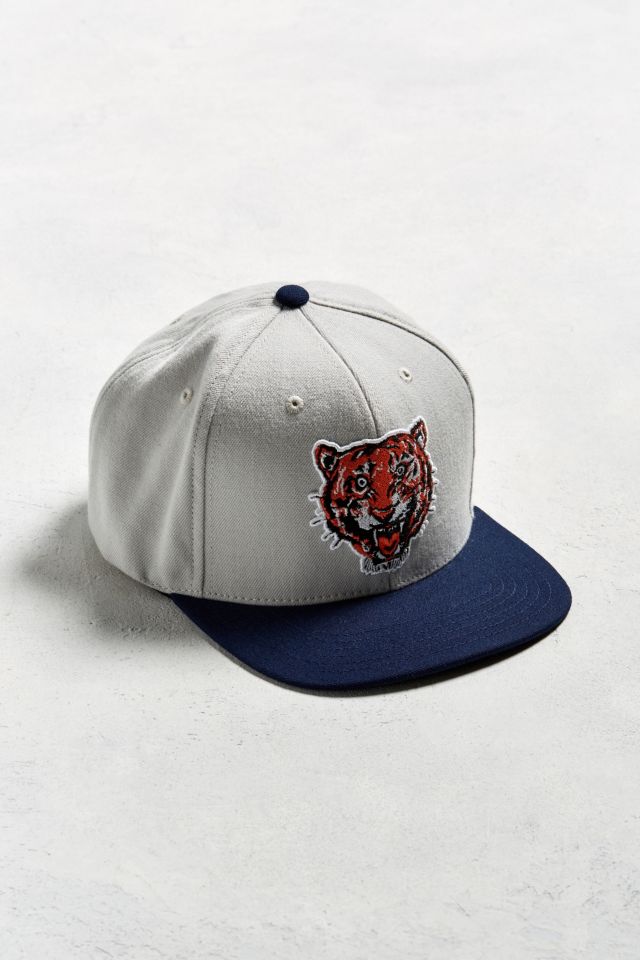 American needle detroit store tigers hat