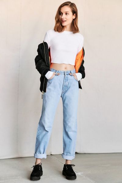 Urban outfitters levi store mom jeans