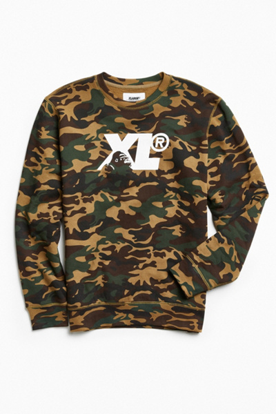 X-Large Camo Fleece Crew Neck Sweatshirt | Urban Outfitters