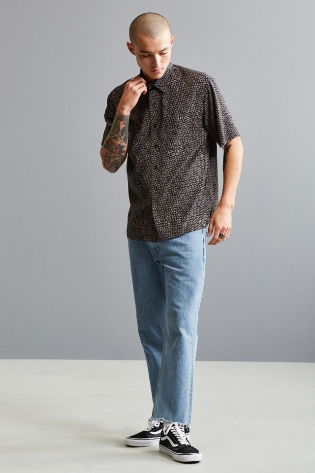 UO Ditsy Triangle Rayon Short Sleeve Button Down Shirt #5