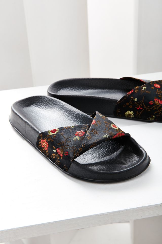 UO Floral Jacquard Pool Slide #1