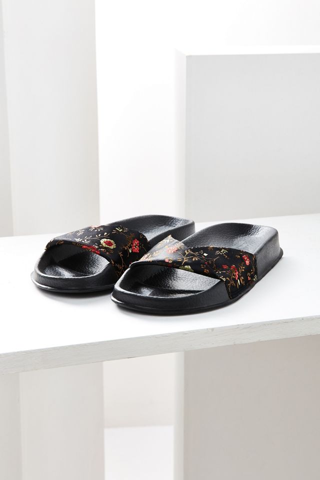 UO Floral Jacquard Pool Slide #3