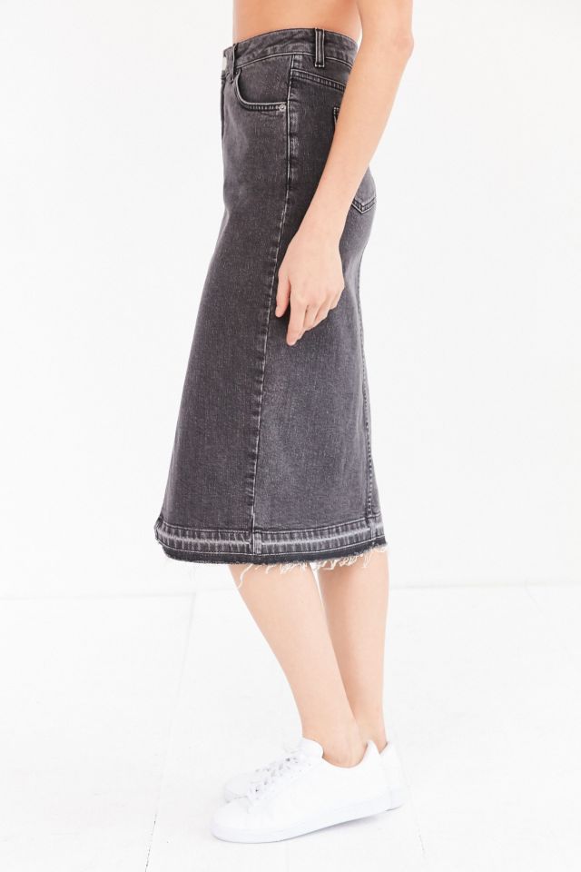 Jupe crayon mi-longue en denim à ourlet effiloché BDG #3