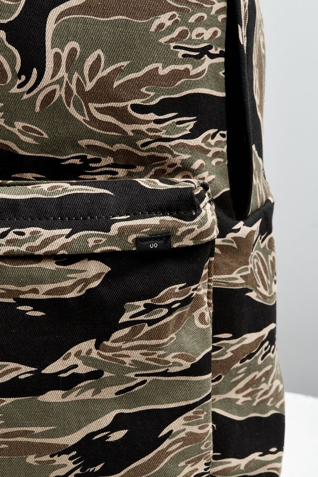 UO Camo Backpack | Urban Outfitters