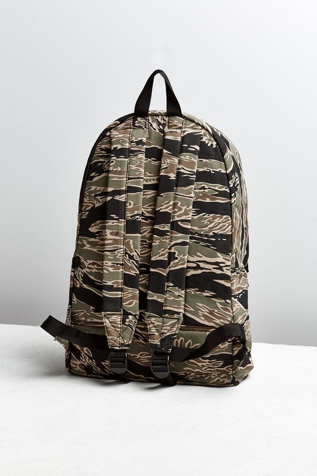 UO Camo Backpack | Urban Outfitters