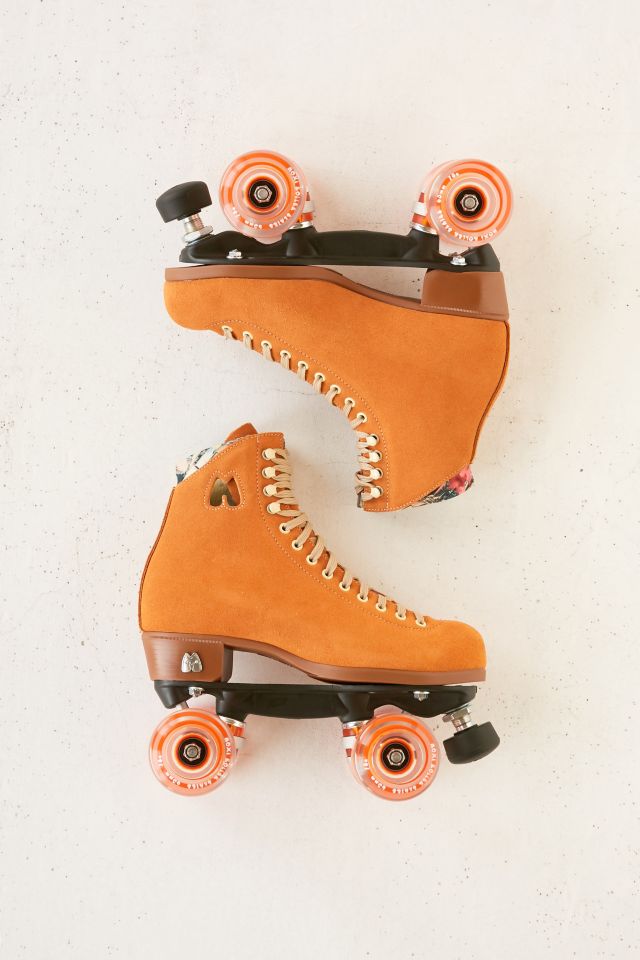 Roller hot sale skates suede