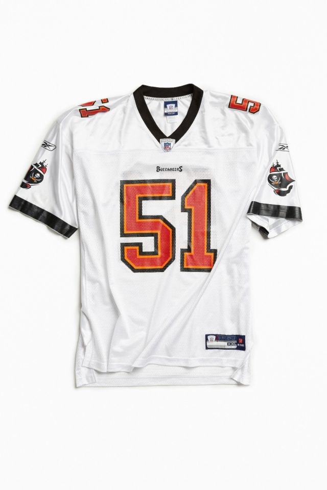 Retro tampa best sale bay buccaneers jersey