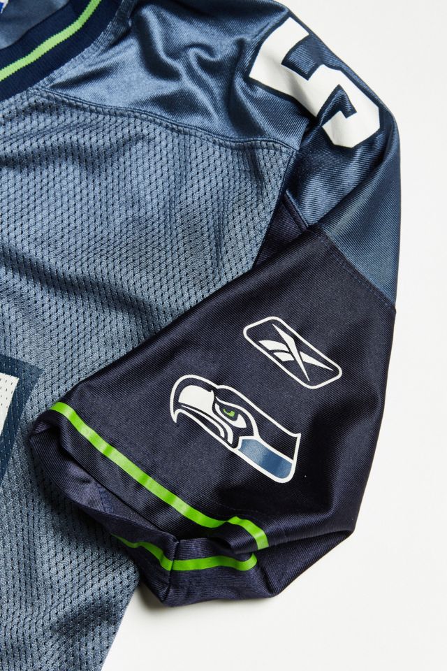 Latest Seahawks merch find: Snagged a STITCHED Lofa Tatupu jersey