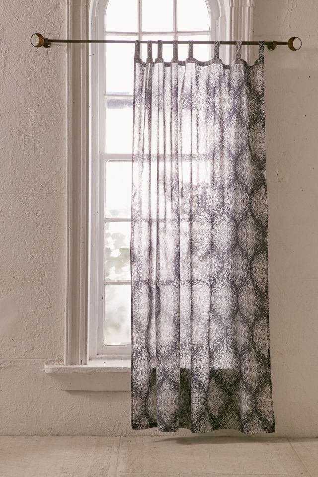 Pavarti Paisley Curtain #1