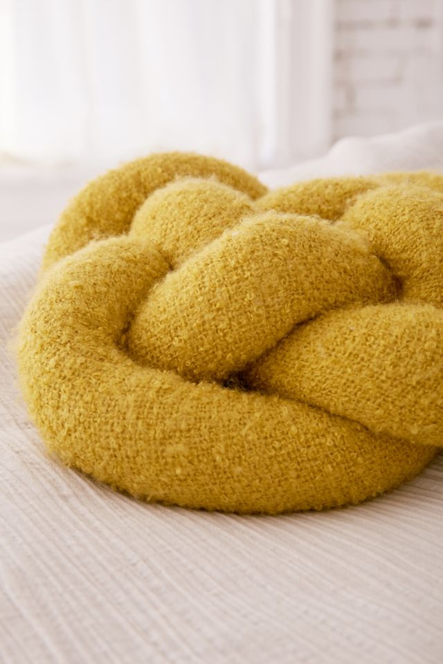 Cozy Knot Pillow #3