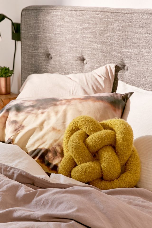 Cozy Knot Pillow #4