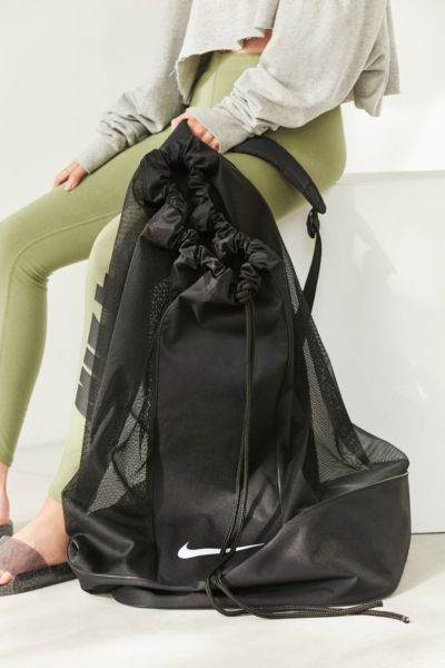 urban outfitters nike bag