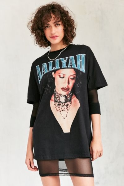 Aaliyah shirt 2025 urban outfitters