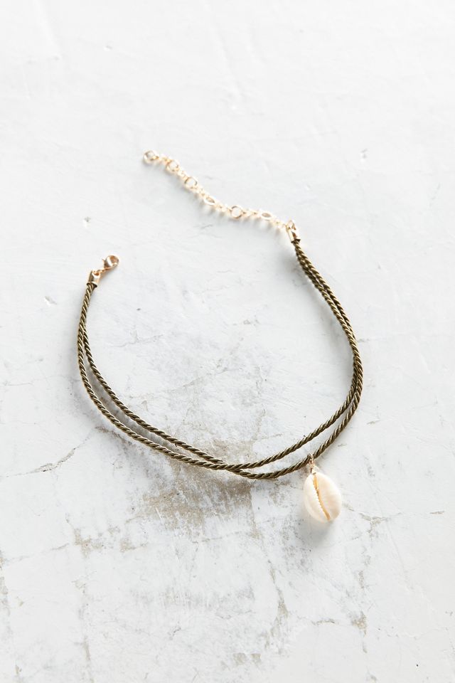 Tula Single Shell Choker Necklace #1