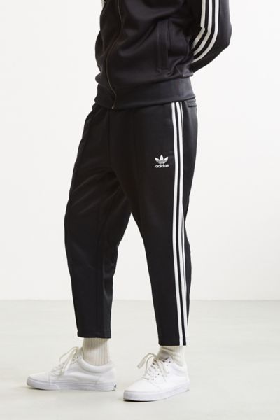 Adidas superstar relaxed 2025 cropped track pant