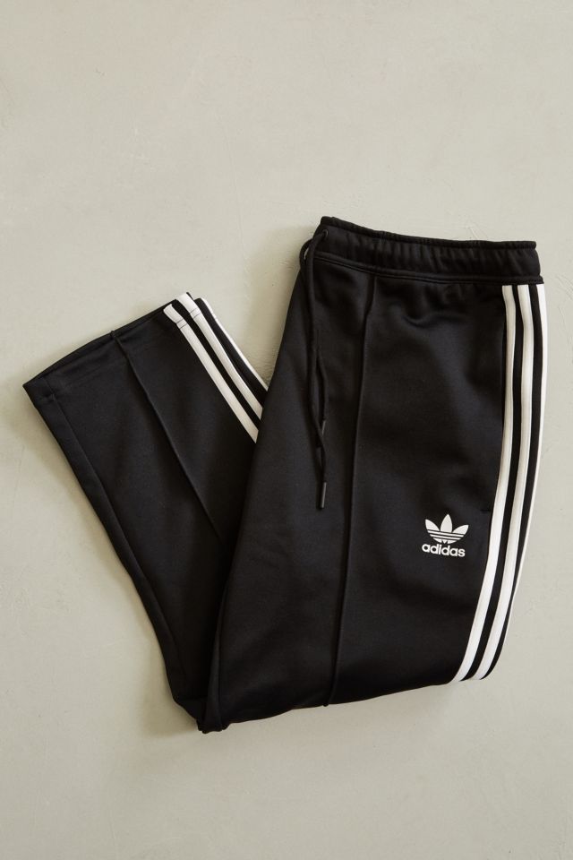 Adidas relaxed store cropped track pants