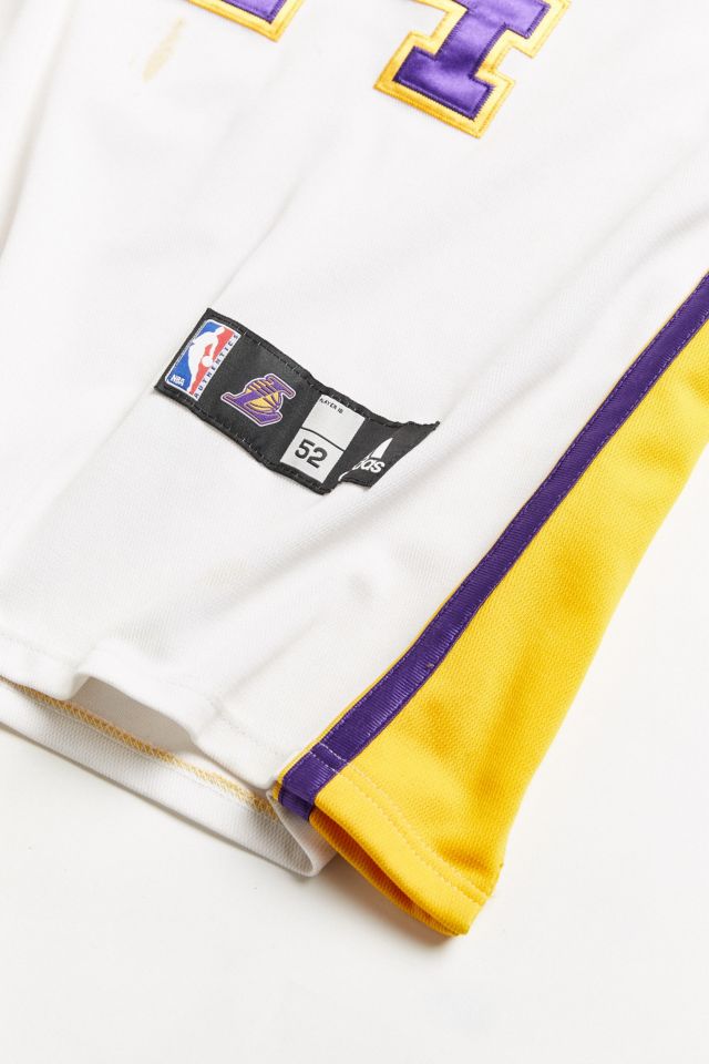 Kobe Bryant Los Angeles Lakers Retro Vintage NBA Basketball Jersey -  STITCHED - Brand New - Men's - Size Medium for Sale in Elgin, IL - OfferUp