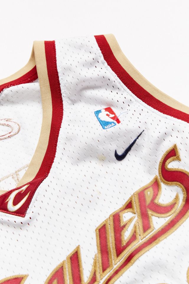 Vintage NBA Cleveland Cavaliers LeBron James Basketball Jersey #3