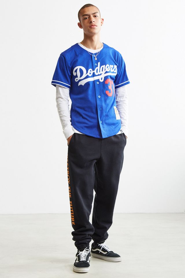blue dodgers jersey outfit
