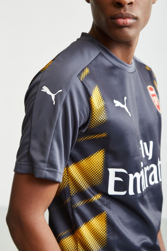 Puma Arsenal Stadium Jersey | Urban Outfitters